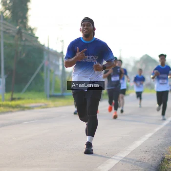 Runner Photo 3466665