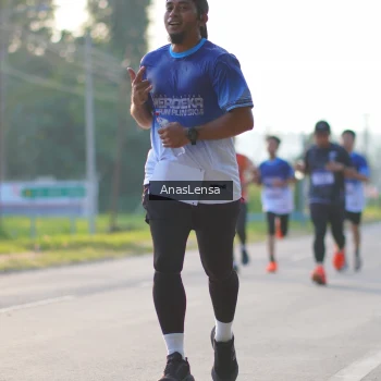 Runner Photo 3466687