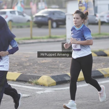 Runner Photo 3466699