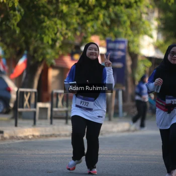 Runner Photo 3466715