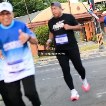 Runner Photo 3466717