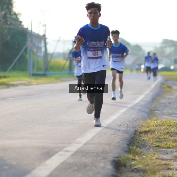 Runner Photo 3466736