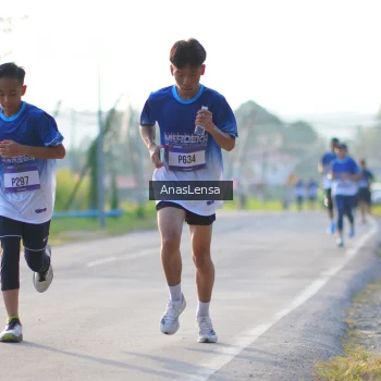 Runner Photo 3466740