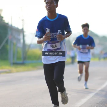 Runner Photo 3466754