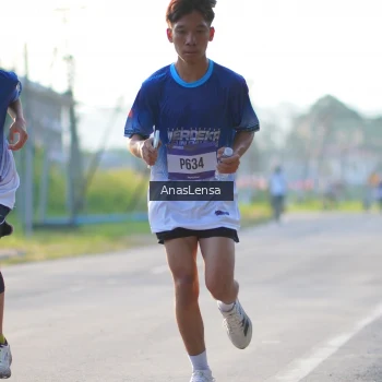 Runner Photo 3466758
