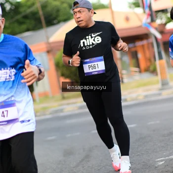 Runner Photo 3466765