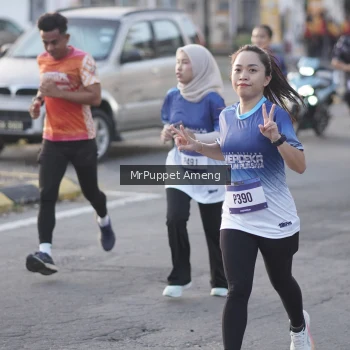 Runner Photo 3466771