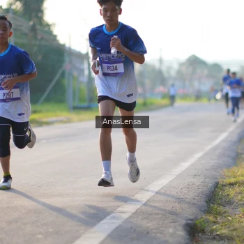 Runner Photo 3466788