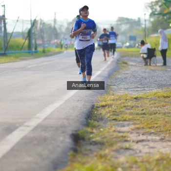 Runner Photo 3466789