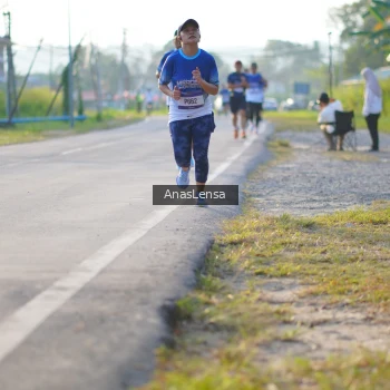 Runner Photo 3466790