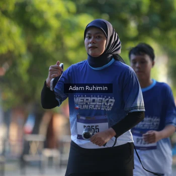 Runner Photo 3466809