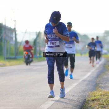 Runner Photo 3466817