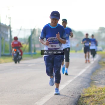 Runner Photo 3466818