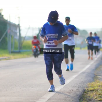Runner Photo 3466819