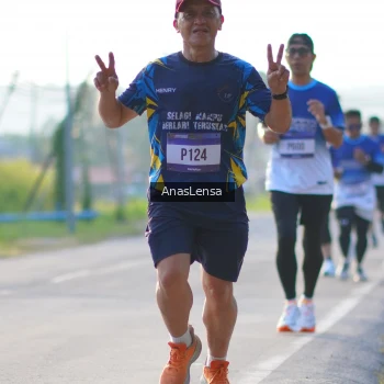 Runner Photo 3466881