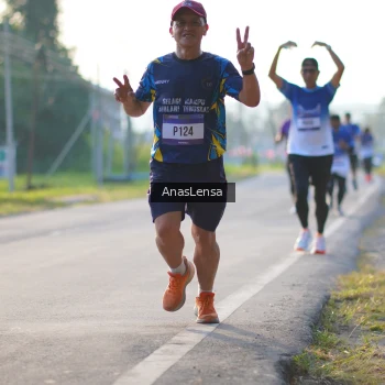Runner Photo 3466913
