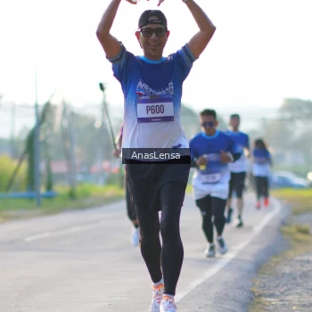 Runner Photo 3466935