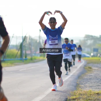 Runner Photo 3466936