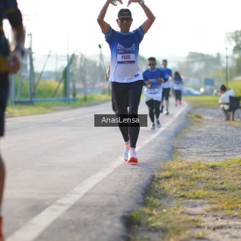 Runner Photo 3466938