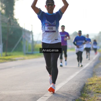 Runner Photo 3466968