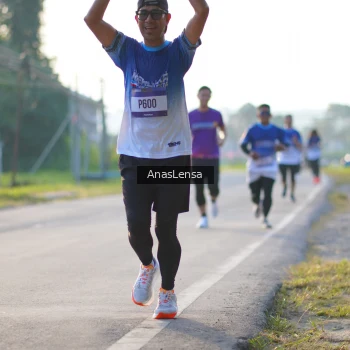Runner Photo 3466969