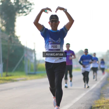 Runner Photo 3466971