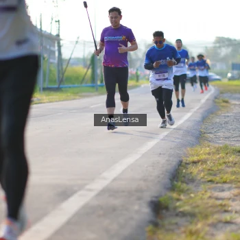 Runner Photo 3466972