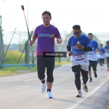 Runner Photo 3466975