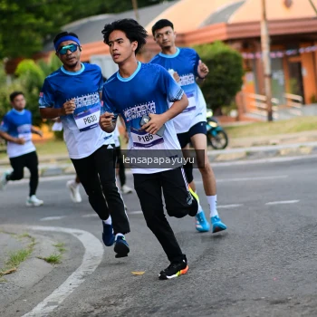 Runner Photo 3467000