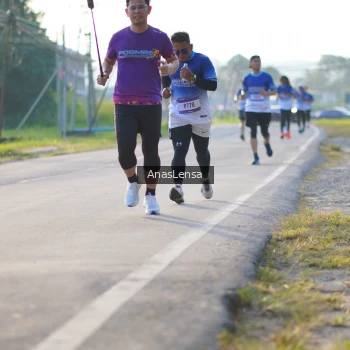 Runner Photo 3467021