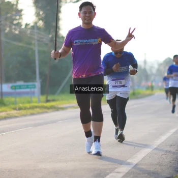 Runner Photo 3467045
