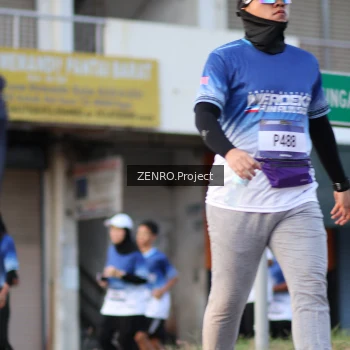 Runner Photo 3467054