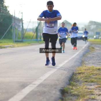 Runner Photo 3467121