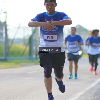 Runner Photo 3467128