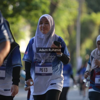 Runner Photo 3467129