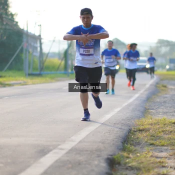 Runner Photo 3467131