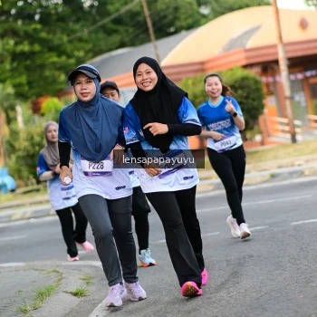 Runner Photo 3467149
