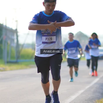 Runner Photo 3467157