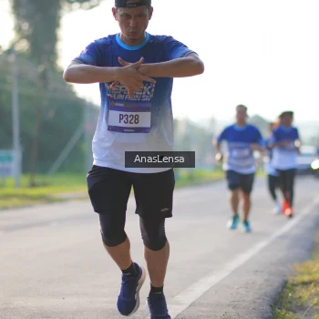 Runner Photo 3467167