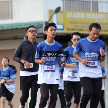 Runner Photo 3467170