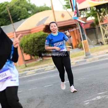 Runner Photo 3467184