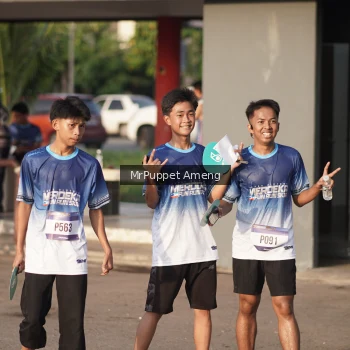 Runner Photo 3467186