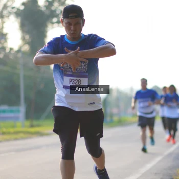 Runner Photo 3467190