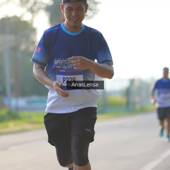 Runner Photo 3467193