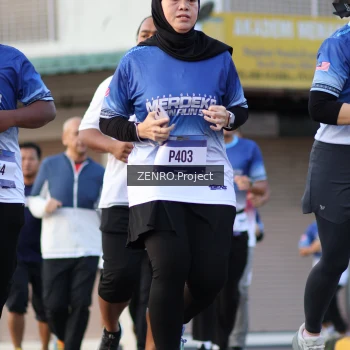 Runner Photo 3467217