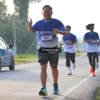 Runner Photo 3467225