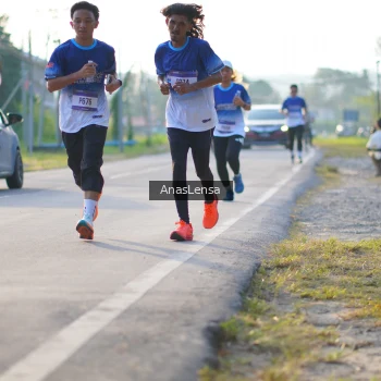 Runner Photo 3467233