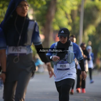 Runner Photo 3467239