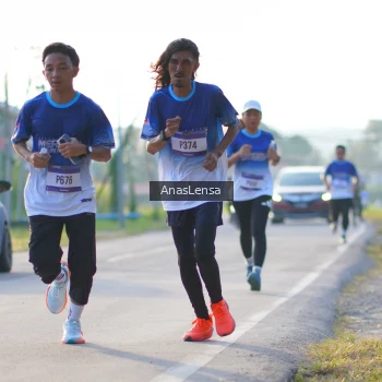 Runner Photo 3467240