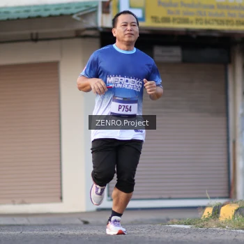 Runner Photo 3467249